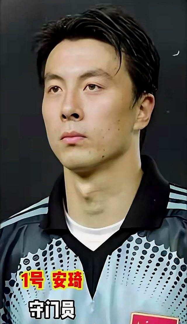 重温2002韩日世界杯：中国队阵容全解析，他们为什么能出线？