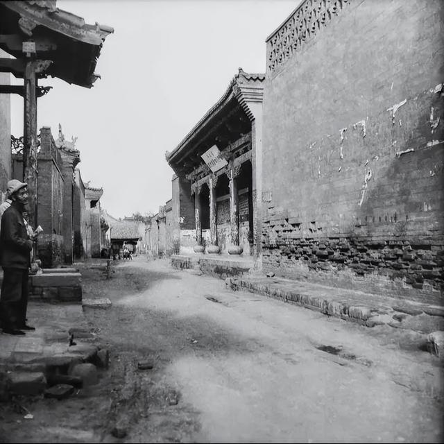 中国唯一因穷被评上的5A景区，如今盈利过亿，保命神技：没钱