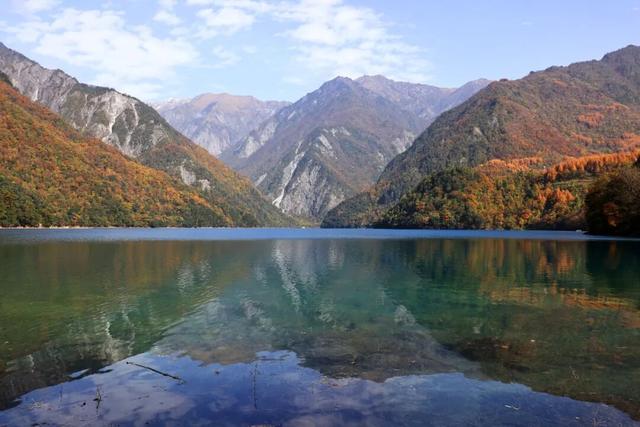 天池「初妆」，素颜静好