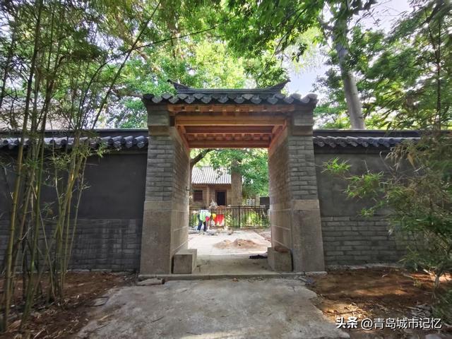六百年历史的浮山荒草庵开始重修，曾被德国侵略者誉为最美的景点