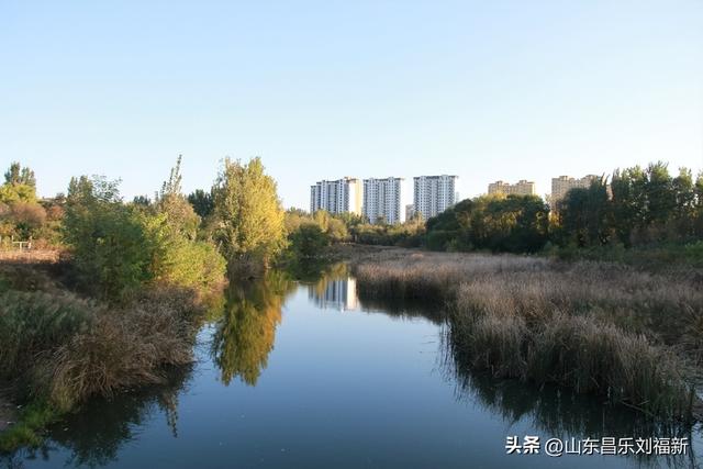 蓝天白云·径去西城拍片