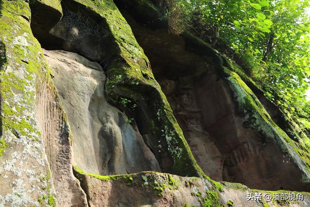 巴蜀石刻：寻访广安岳池坪滩东岩寺摩崖造像