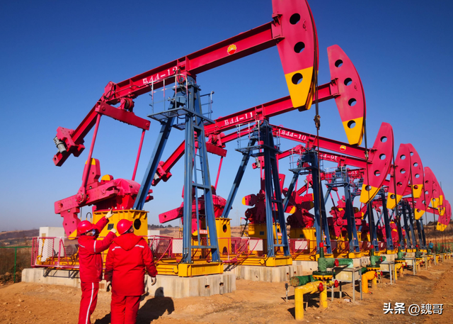 51年前	，中国还很贫弱，老布什却直言：我看到世界的未来在北京