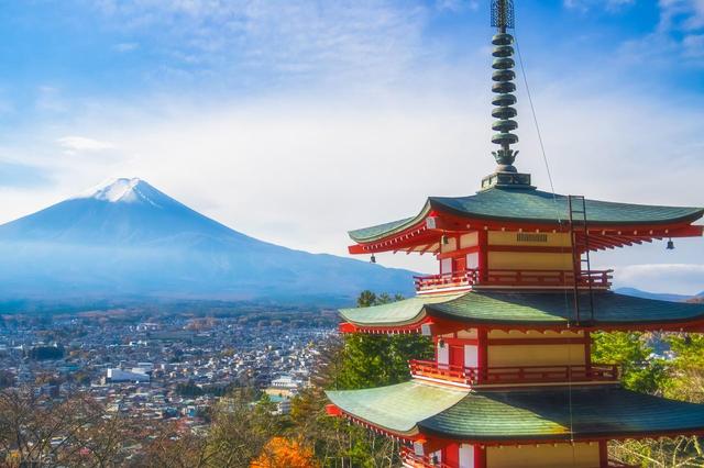 富士山下，谁能凭爱意要富士山私有