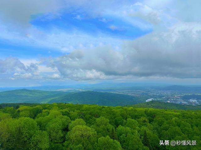 我国最凉快的城市之一，据说夏天不用开空调，晚上睡觉还要盖被子
