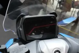 宝马C400表兄弟——隆鑫LX-350T图片