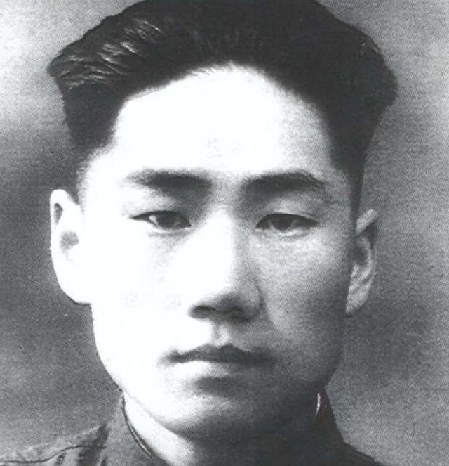 如果毛岸英不牺牲，毛主席会不会让他接班？历史早就给出了答案