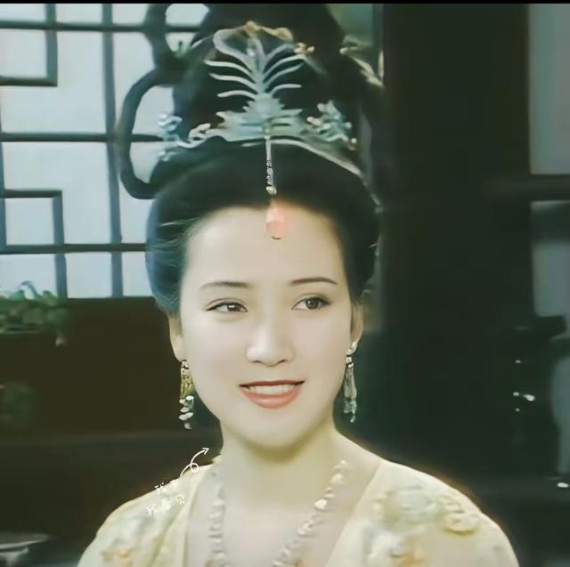 何晴生前最后露面照：开颅手术一年，变化大到不敢认！