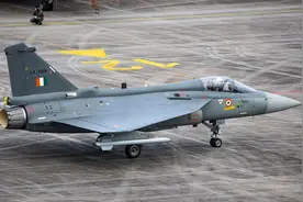 印度光辉战机升级版来了！还是熟悉的味道，升级后依旧卖不出去！图片