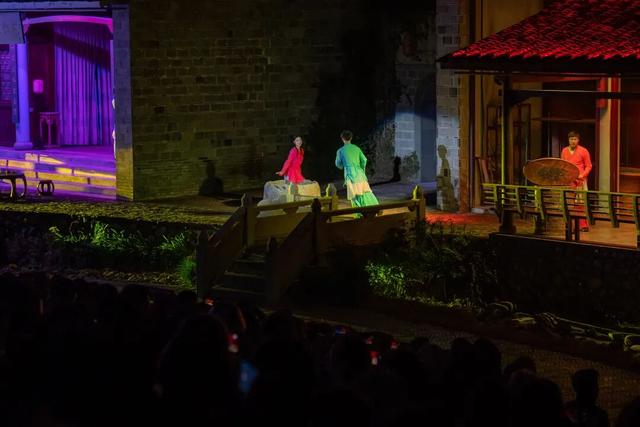 赴约吗？印象大红袍的精彩，今夜依旧