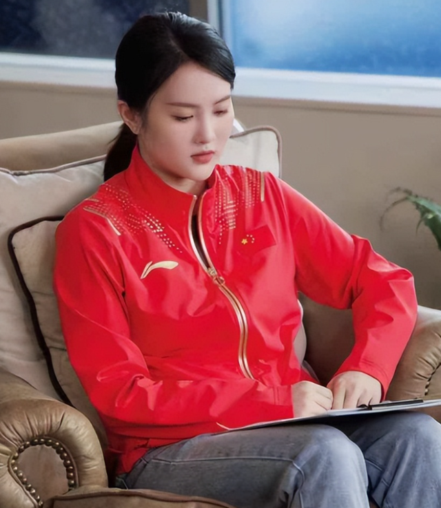 全红婵没想到	，退役9年的陈若琳再破天花板，令所有人刮目相看