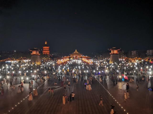 豫哈少年祖国行第四天:当哈密娃遇上十三朝古都!