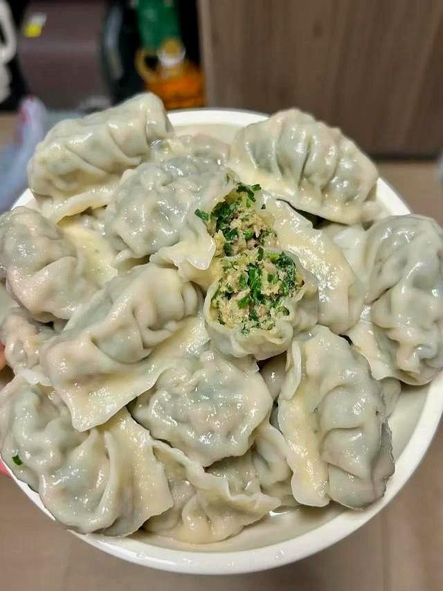 头伏饺子香！这4陷最养4种时令菜入馅鲜，消暑开胃过伏天