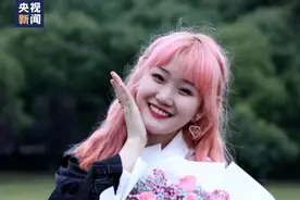 央视对话自杀“粉发女孩”网暴者：我只是留言而已，是她心态不好图片
