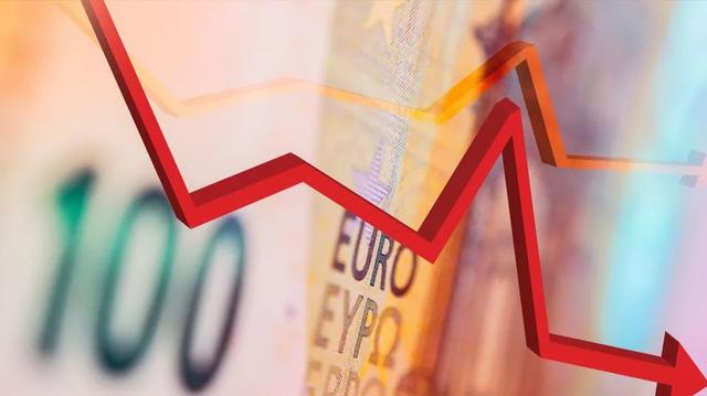 马云预言应验了？2025下半年，手中有存款的人，或面临2大现实？