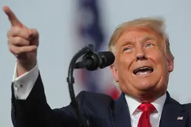 伊以冲突不断升级，美军航母驶离南海驰援中东，中方或成大赢家？图片