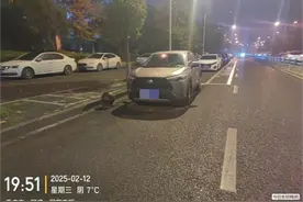 问政回音 | 人行道阻车桩存隐患 沙坪坝城管局：已完成标准化改造图片