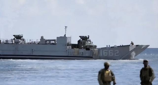 战争按钮已按下？美枪口对准美瑞内拉，伊朗：明天就轮到我们了！