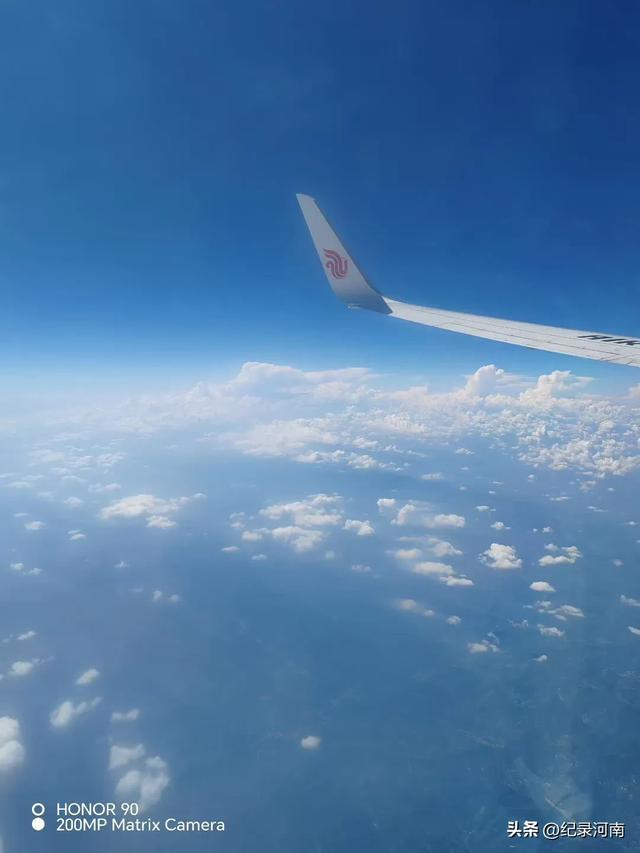 双城辉映:北京与上海的独特魅力,姚洋先居北京后定居上海太厉害