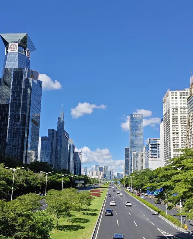 超大城市空气质量第一城，深圳的天空有多美？