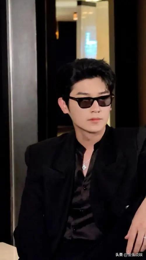 炸裂！陈若琳被曝和杨旭文已订婚！多个同框照被扒，杨旭文秒回应