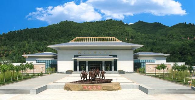 两当村超“狂奔”指南!足球+旅游,这样玩才够“燃”!