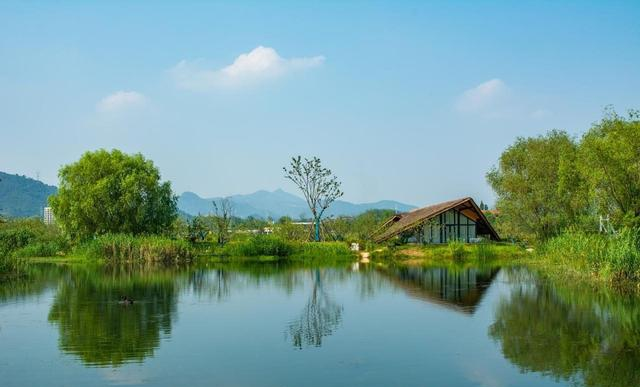 五一反向旅游！推荐 3 个新疆冷门小城，人少景美还不挤