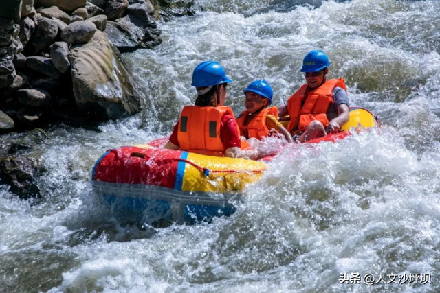 这5个宝藏避暑地，白天耍水、晚上盖被子，本地人都私藏！