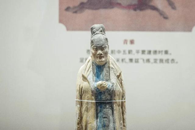这座城市的8月是限定的！这里富贵迷人眼，没有人来了会不心动