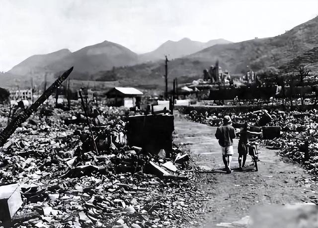 中日两国这一战免不了！谁也无法调和，中华民族统一大业势不可挡