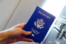 移民美国后一直拿着美国绿卡好还是转公民身份好？两者有什么区别图片