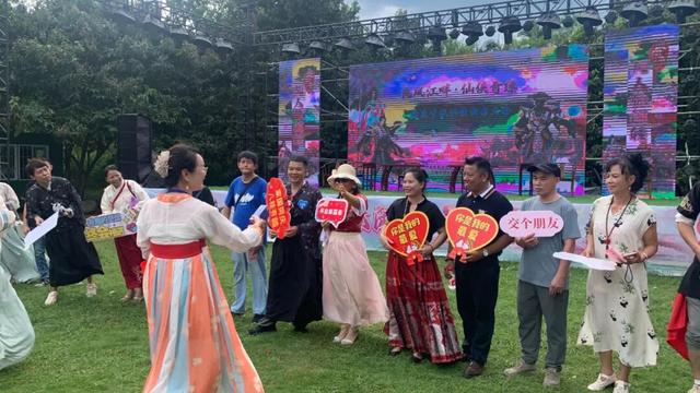 八桂小记误入“仙界”，勇闯良凤江仙侠会，客串“月老”牵红线