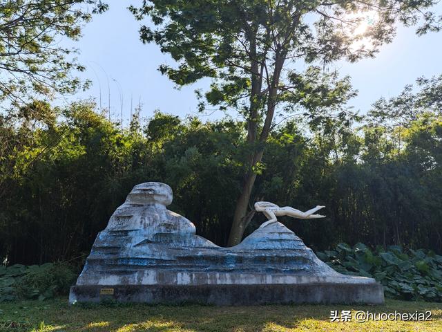 广州随意逛2024——梁明成雕塑公园