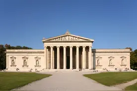 西方考古的历史可信度存疑：揭秘那些被质疑的考古发现图片