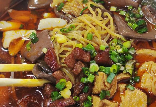 上个月去了趟贵州，我说句不中听的：素质这块，被骂得有点冤