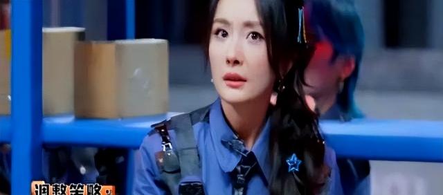 《密室大逃脱7》第1期，周笔畅太强了，一句“全选C”带大家通关