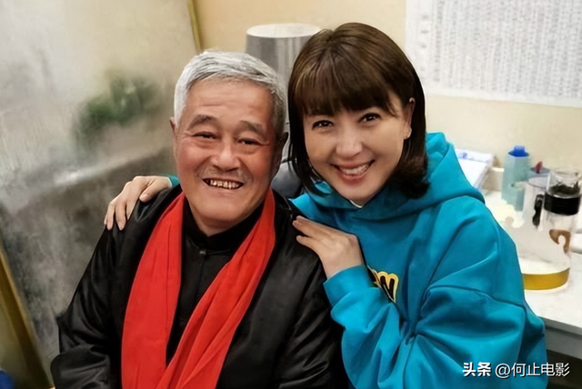 晚节不保？闫学晶哭穷不到三天，潘长江再度“作妖” 赵本山被连累