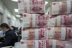 银行账户上躺着200万现金意味着什么？每年光利息有多少？图片