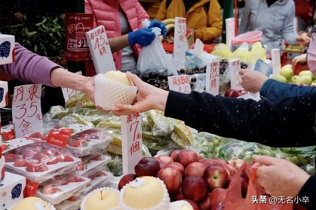 现在的旅游除了去景点，还会打卡当地的集市，你知道这是为什么吗