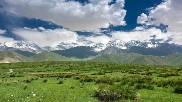 国家一级草场：新疆和田策勒亚门牧场