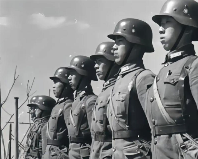21兵团司令降为军长，55年又被拟授少将，毛主席大怒：少将改上将
