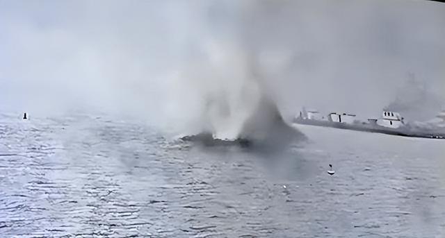 美军南海坠机原因已出？解放军已经做好了准备，就等着特朗普开口