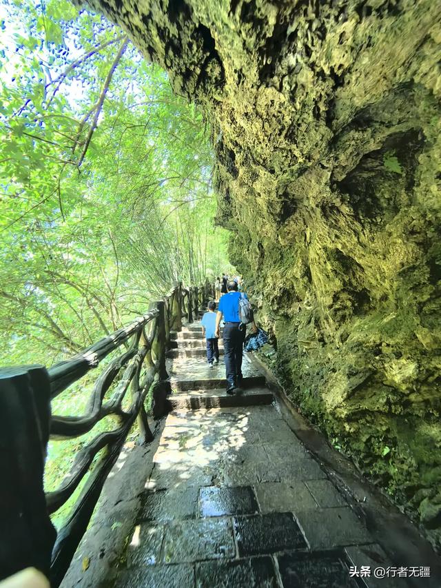 多彩贵州自驾游之黔西南州兴义篇：万峰林与马岭河峡谷的山水交响