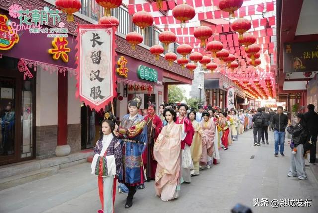 发展看街道丨老城记忆+新潮玩法，潍城这里成年轻人打卡新宠