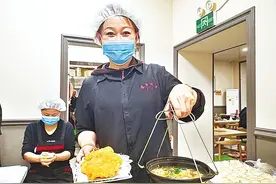 “米线夫妇”幸福日子长又长图片