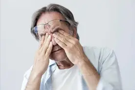 老人健康看头部！医生提醒：这些问题早发现，早预防！图片