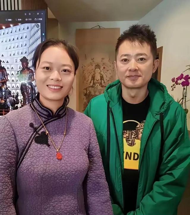 这是任泉吗？真的有点认不出了