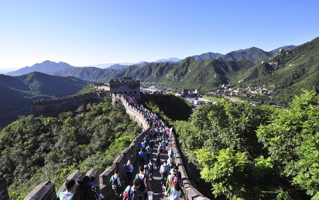 年轻人不看5A景区，宁愿坐5小时车去大青山，避人流还解压