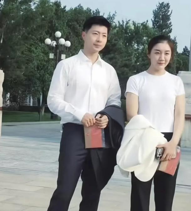 马龙没想到，受邀观礼阅兵仅半月，自己再因张继科一句话口碑暴涨