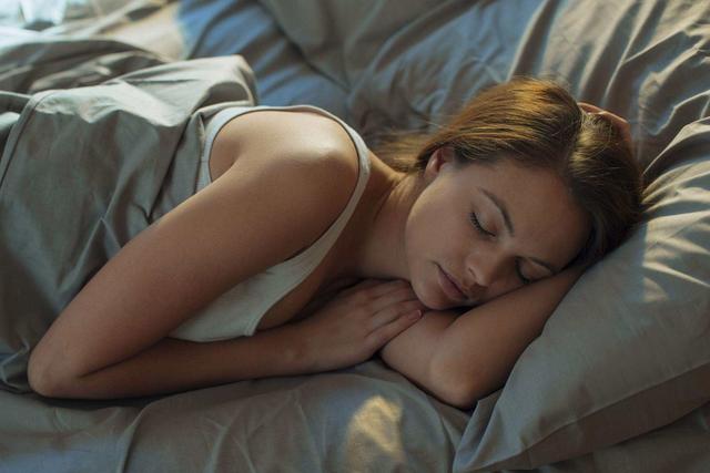 甲流凶猛来袭！张文宏：萝卜白菜先放放！这6样才是“免疫神器”